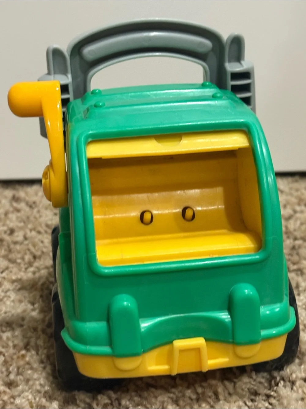 Fisher-Price Green and Yellow Recycling Dump Truck with Driver Figure